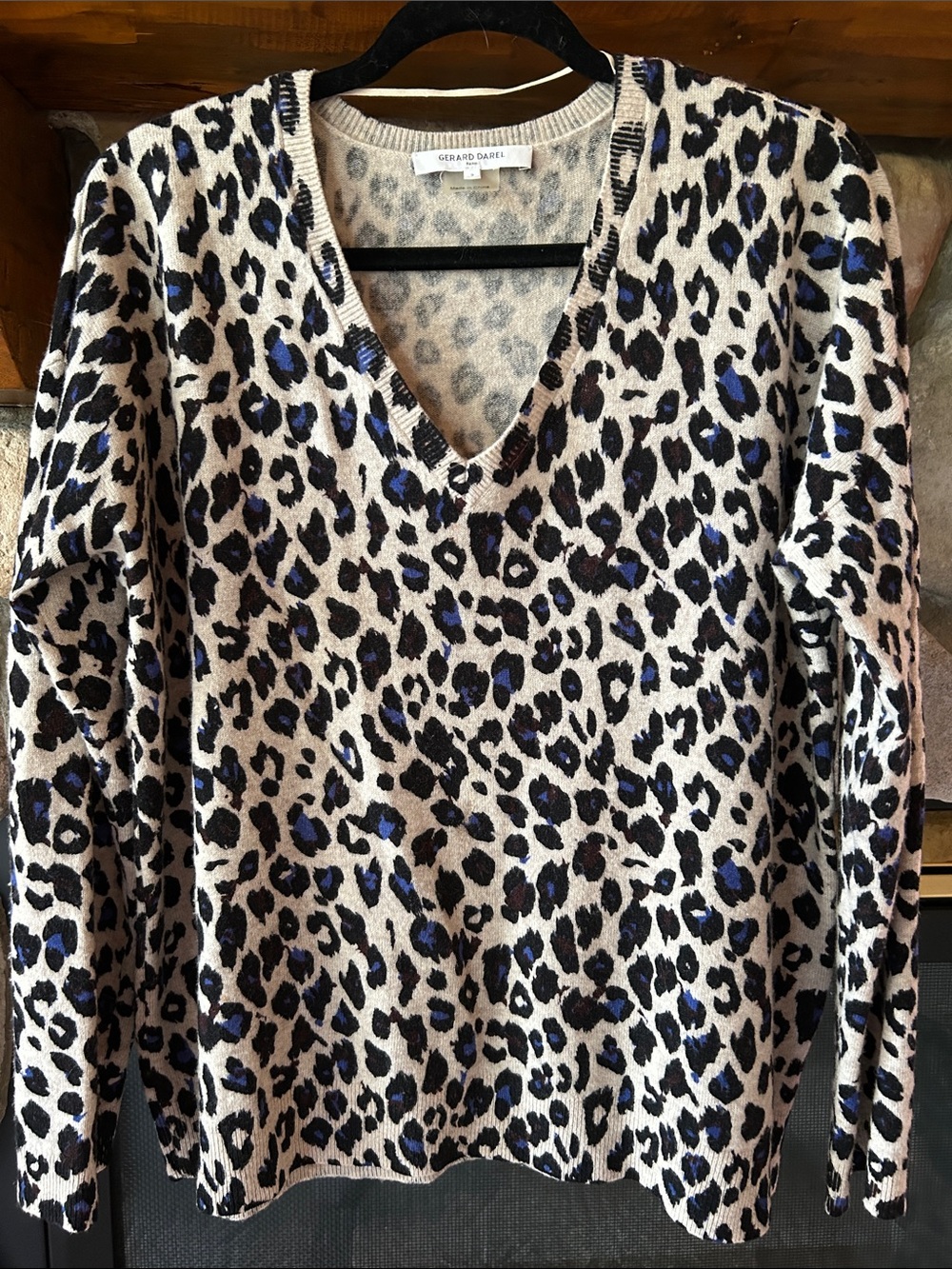 Gerard Darel Women's Wool Black and Blue Leopard Print V-Neck Sweater, Size 10